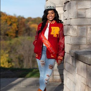 Meet your Posher, Diamond